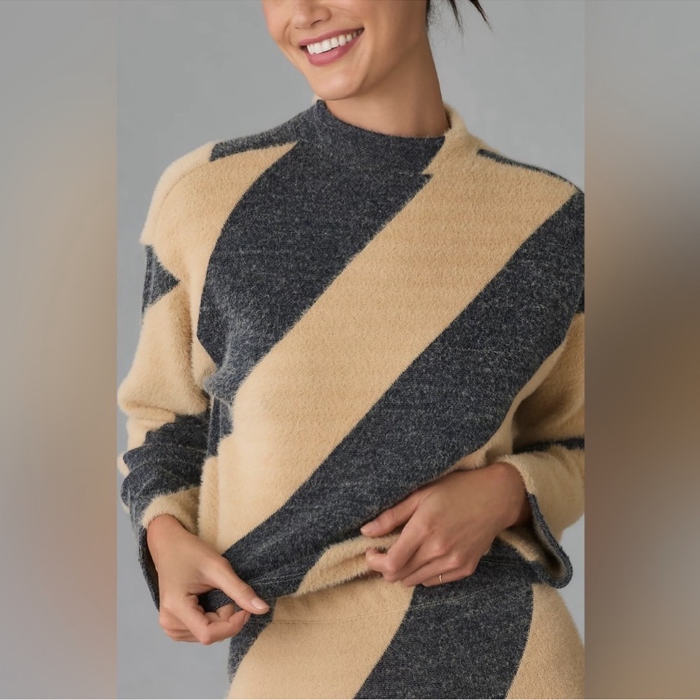 Anthropologie Maeve Mock-Neck Sweater Gray Tan Large